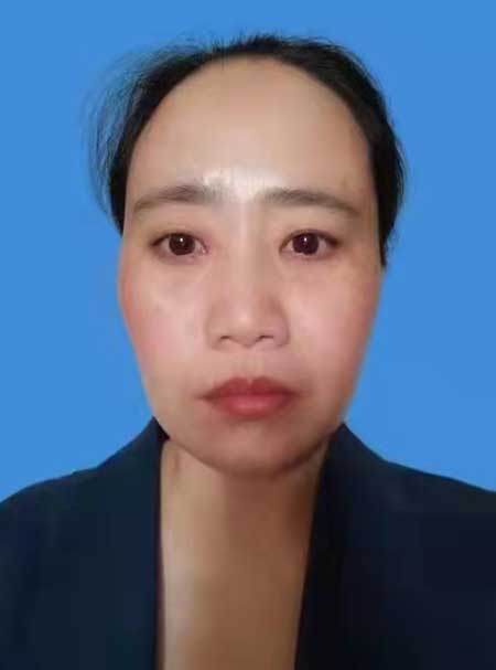 李利萍.jpg 李利萍.jpg