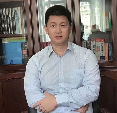 郑士容.jpg 郑士容.jpg