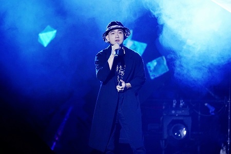 徐悦.jpg 徐悦.jpg