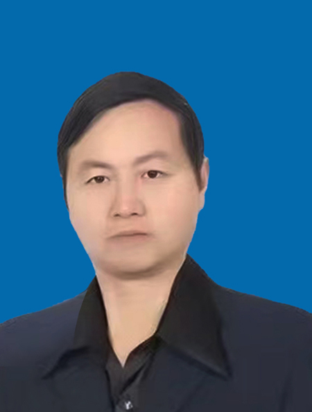 周清华.jpg 周清华.jpg